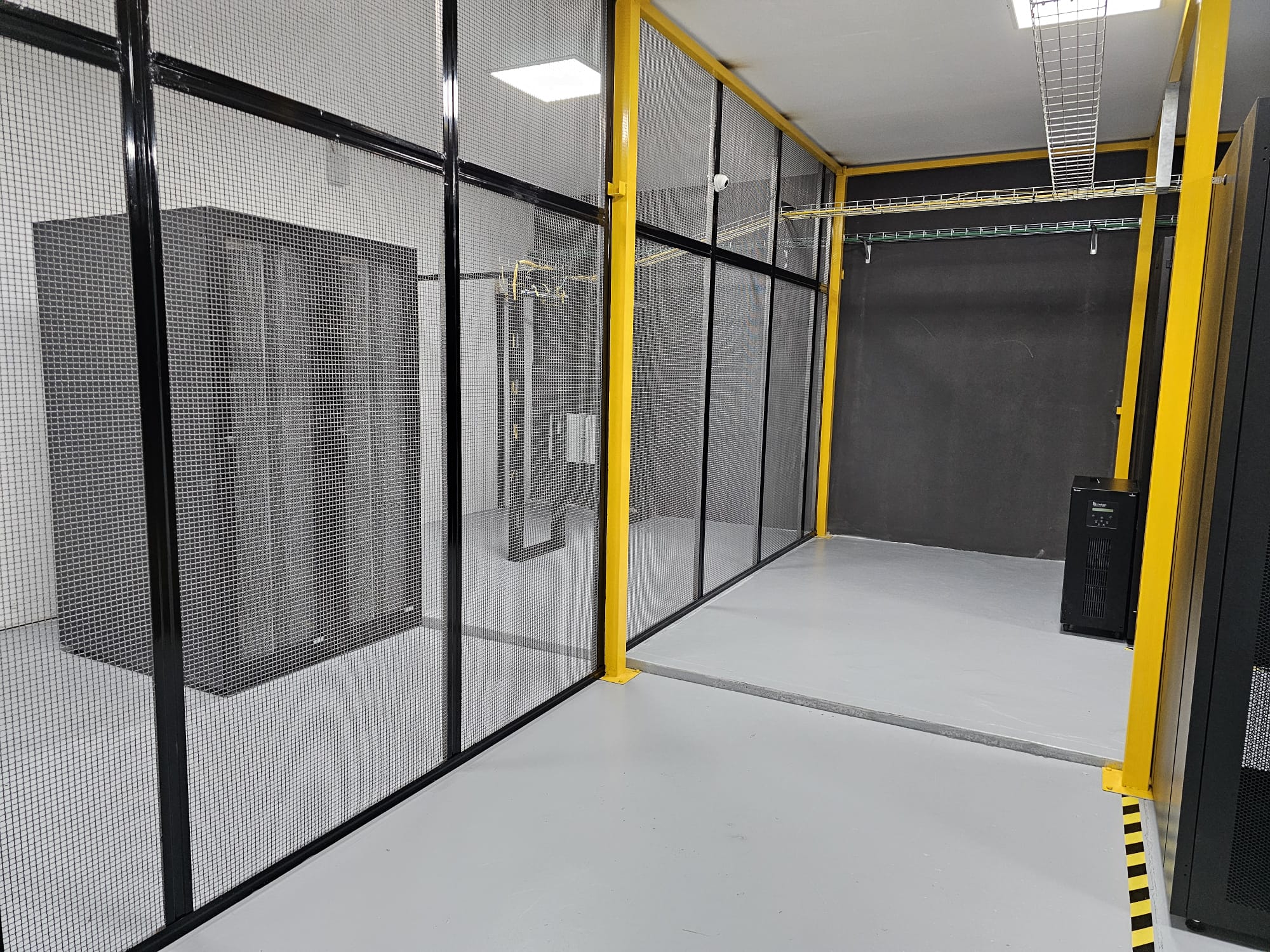 Private Cage Fiber23 Roma